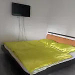 Alex منزل للإقامة مينززدرويه