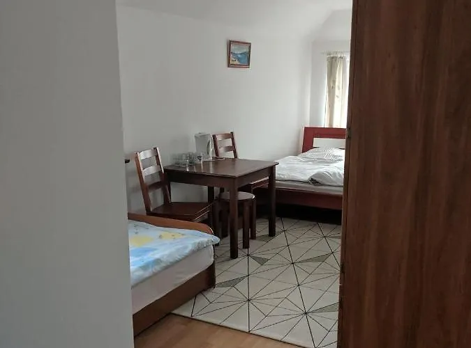 Alex Alloggio in famiglia *